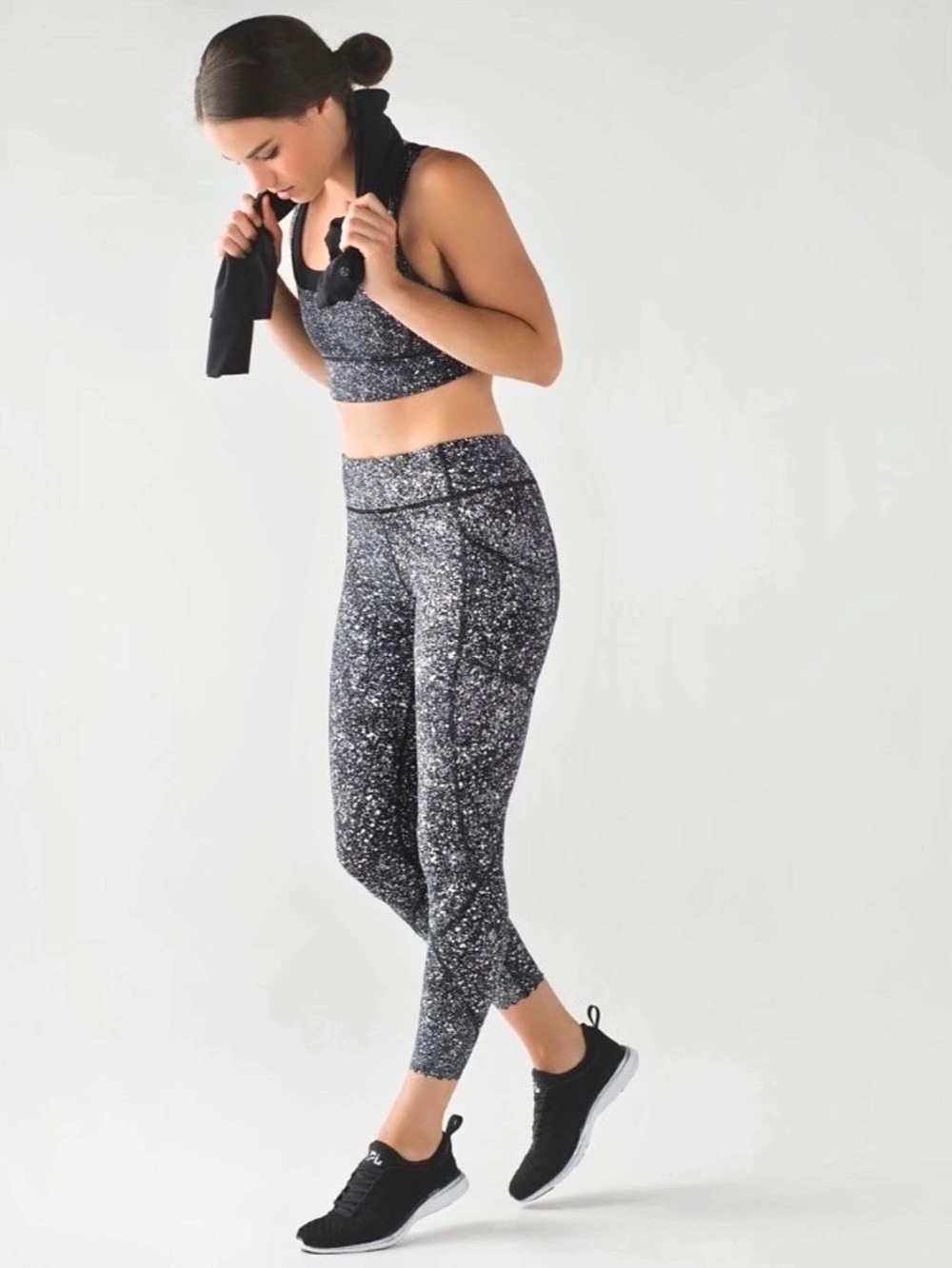 Lululemon Tight Stuff Tight II
 pattern Paint Splash Silver Drop Multi / Black